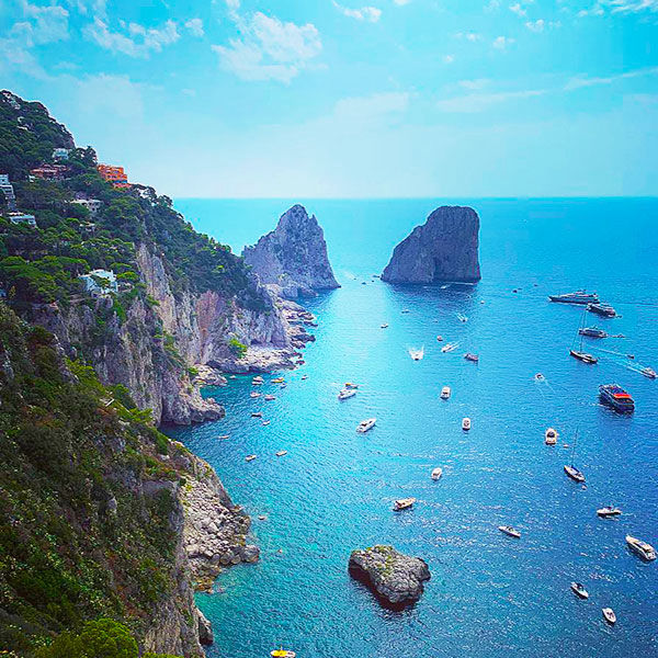 Tour in Barca Capri - Visitare i Faraglioni