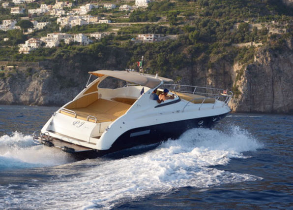 Ghibli 40 - Capri & Amalfi Coast Boat Rentals